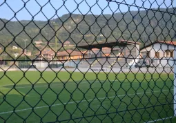 Il campo di allenamento adicente a quello principale negli impianti Ing. Ferrero sarà in erba sintetica. L'assessore Bressi: un'opera attesa e importante soprattutto per i settori giovanili