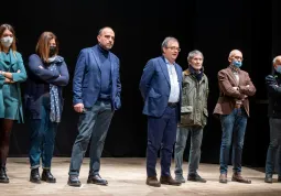 Il sindaco e i componenti della giunta comunale si congratulano con le coppie che hanno raggiunto 50 anni e oltre di matrimonio 