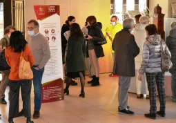 Visita guidata alla mostra e spettacoli di musica, canto e lettura al Teatro Civico