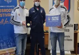 La consegna del premio