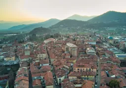 Busca e il suo bellissimo territorio, ricco di biodiversità, arte, storia e tradizioni da salvaguardare e promuovere anche con la nascita di un ecomuseo
