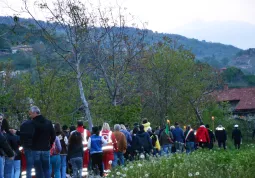 Ogni anno Busca e Costigliole Saluzzo celebrano inieme il 25 Aprile a Ceretto, dove si arriva con una Marcia della pace