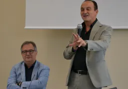 Questa mattina nello Spazio Incontri in piazza Santa Maria il sindaco, Marco Gallo e gli amministratori comunali hanno ospitato la presentazione delle Strategie Urbane d'Area (Sua) della Regione Piemonte da parte del presidente Alberto Cirio 