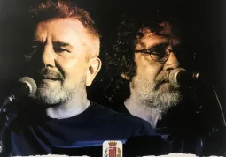 Sabato prossimo, 21 ottobre, alle ore 21, sul palcoscenico del Teatro Civico salirà il duo Pippo Bessone e Luca Occelli per lo spettacolo “Nui dui”