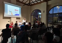 L'app Tabui presentata dalla referente della comunicazione Cristina Bertolino
