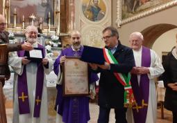 Consegna Cittadinanza onoraria ai Frati Cappuccini